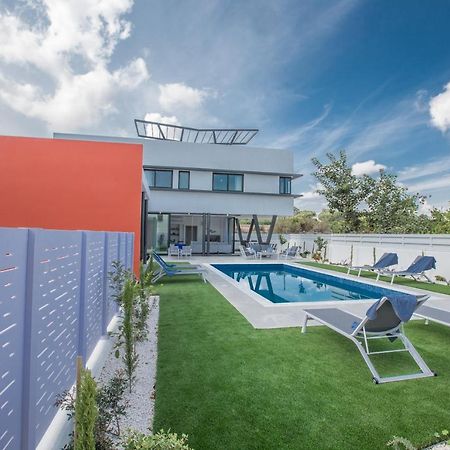 Colour Residences بروتاراس المظهر الخارجي الصورة
